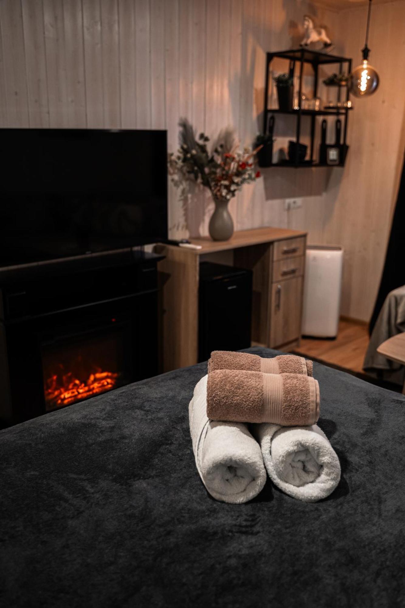 Aare Accommodation Valga Bagian luar foto